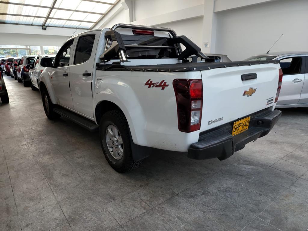CHEVROLET DMAX DOBLE CABINA 4X4 DIESEL 2.4cc