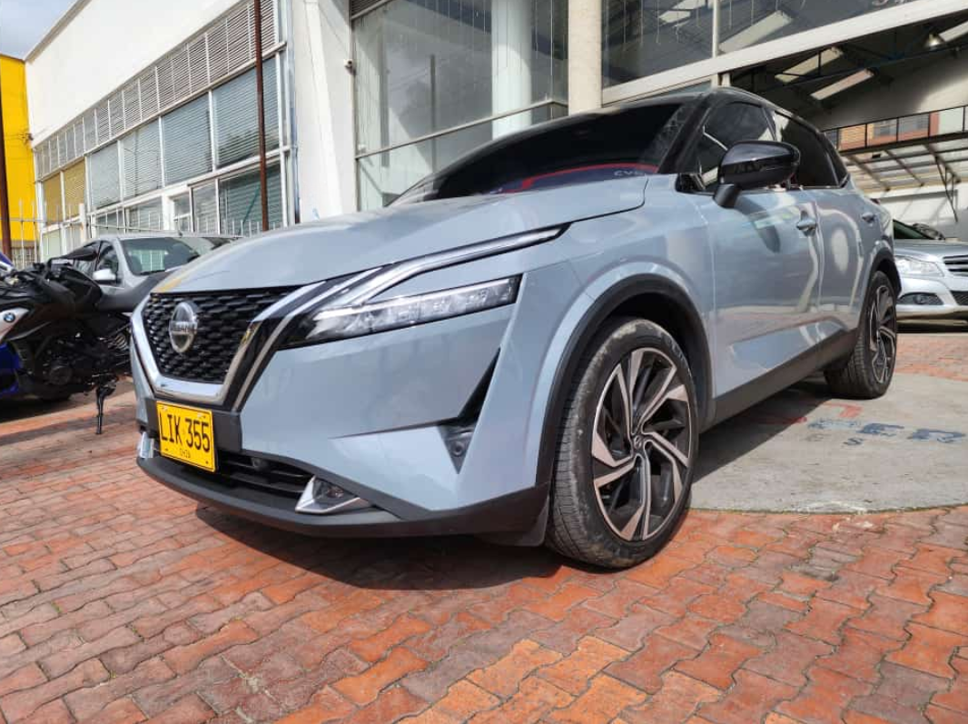NISSAN QASHQAI EXCLUSIVE 4X4 AUT 1.3 turbo NUEVA CARA
