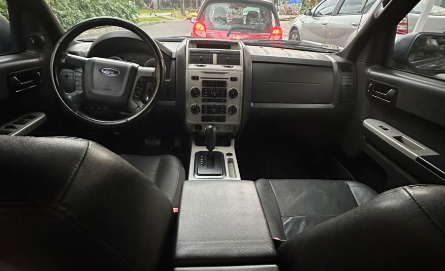 FORD ESCAPE XLT 4X4