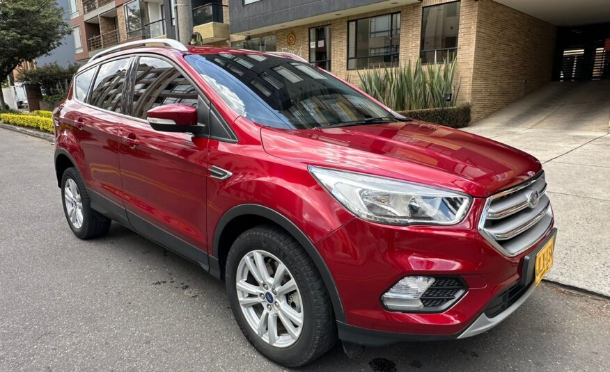 FORD ESCAPE 4X2