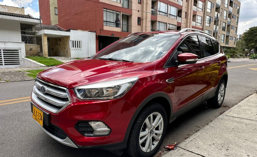 FORD ESCAPE 4X2