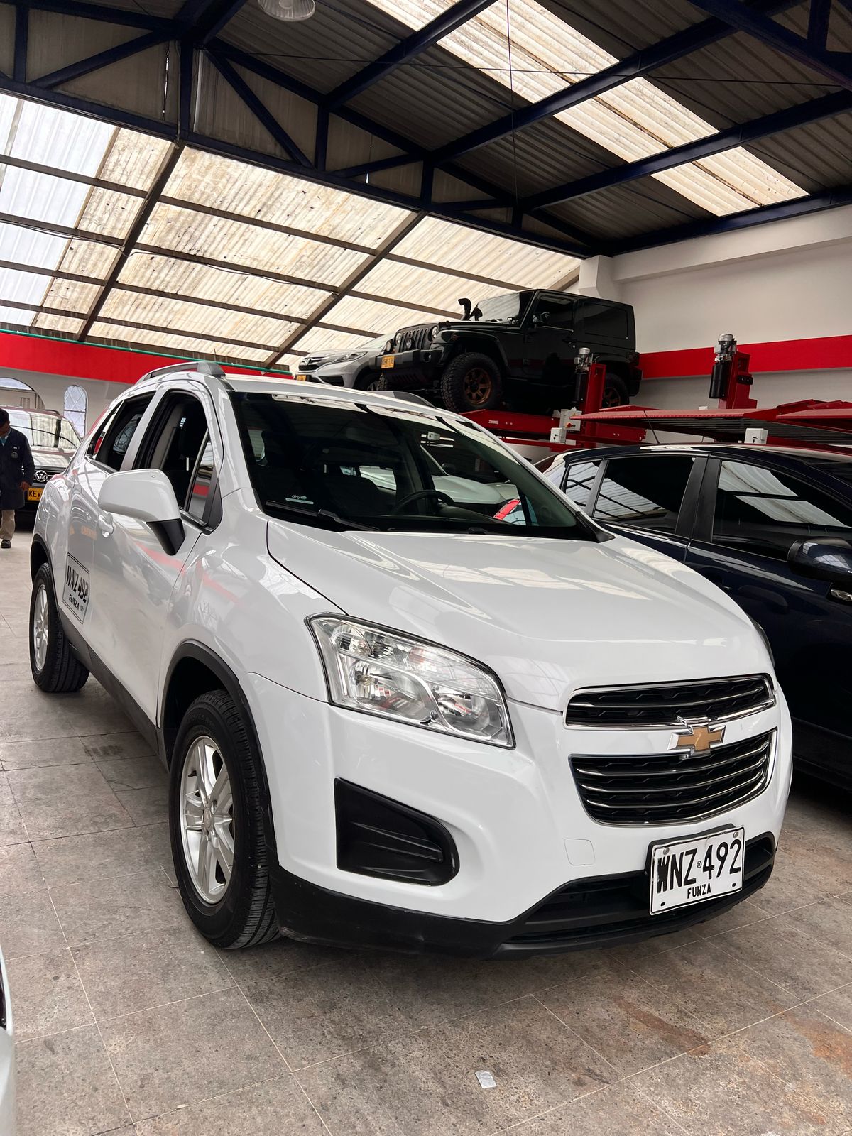 CHEVROLET TRACKER LS