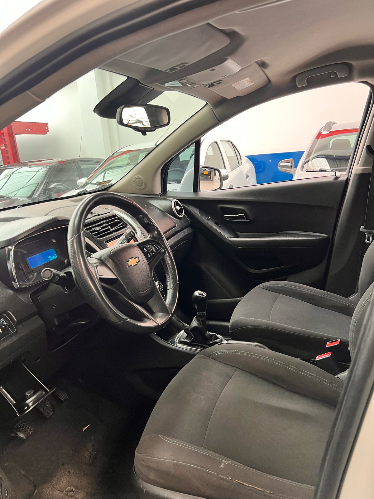 CHEVROLET TRACKER LS