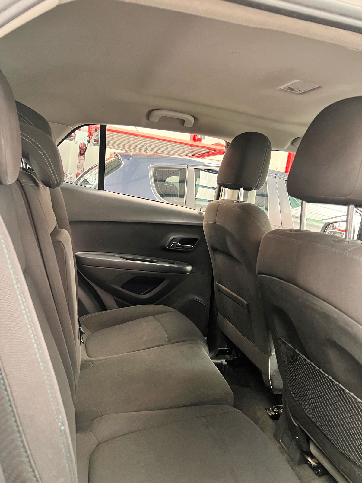 CHEVROLET TRACKER LS