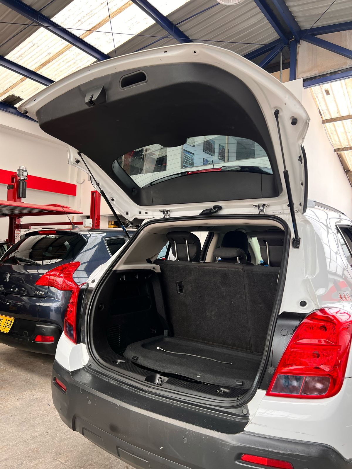 CHEVROLET TRACKER LS