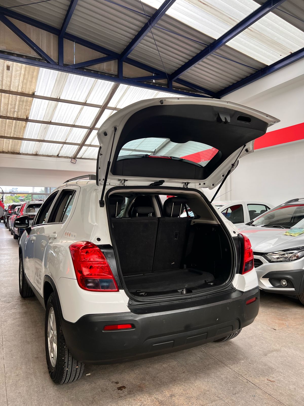 CHEVROLET TRACKER LS