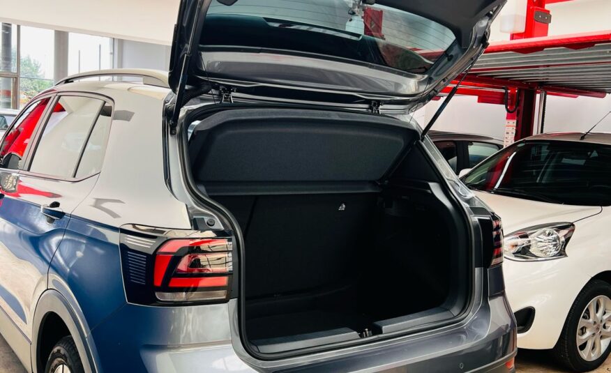 VOLKSWAGEN T-CROSS TRENDLINE 200 CON TECHO