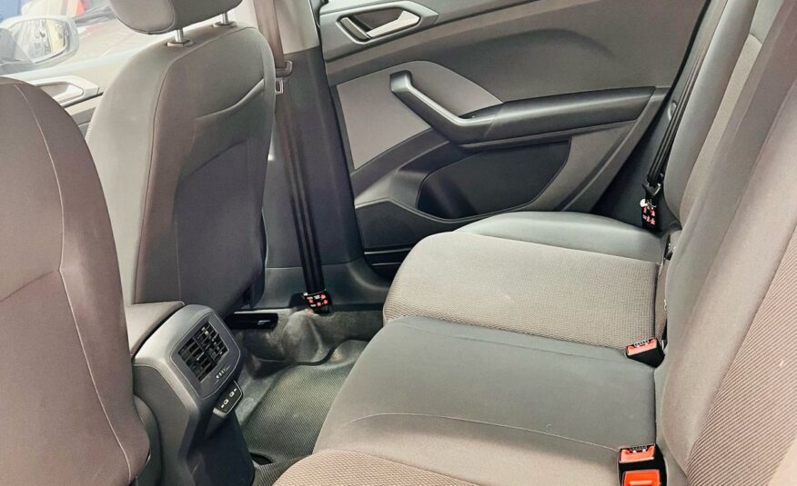 VOLKSWAGEN T-CROSS TRENDLINE 200 CON TECHO