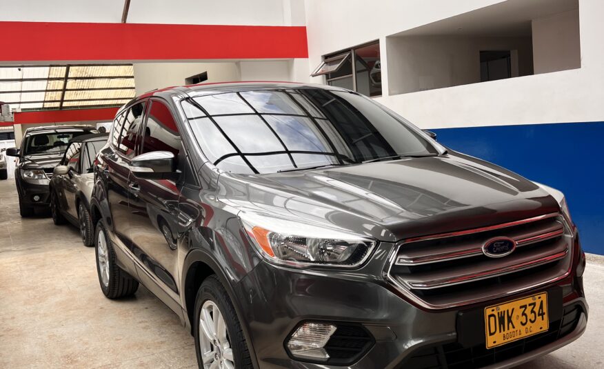 FORD ESCAPE SE 4X2