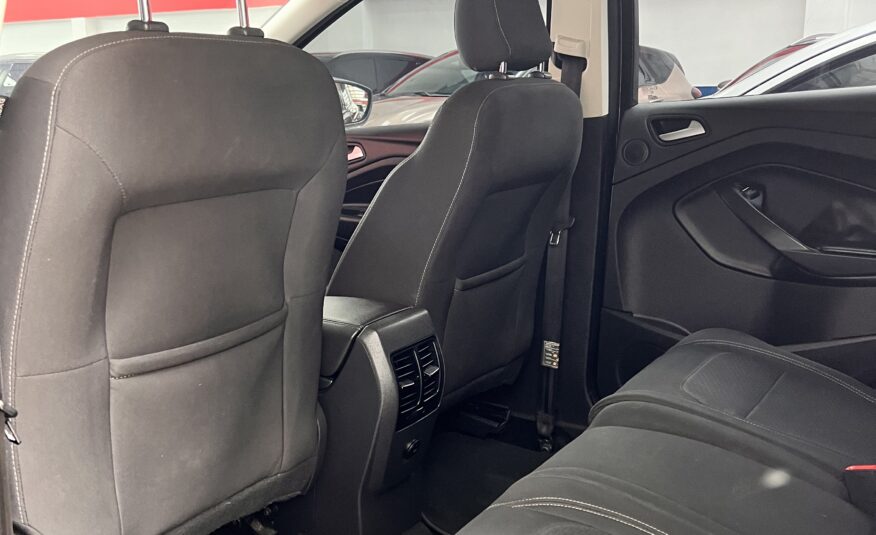 FORD ESCAPE SE 4X2