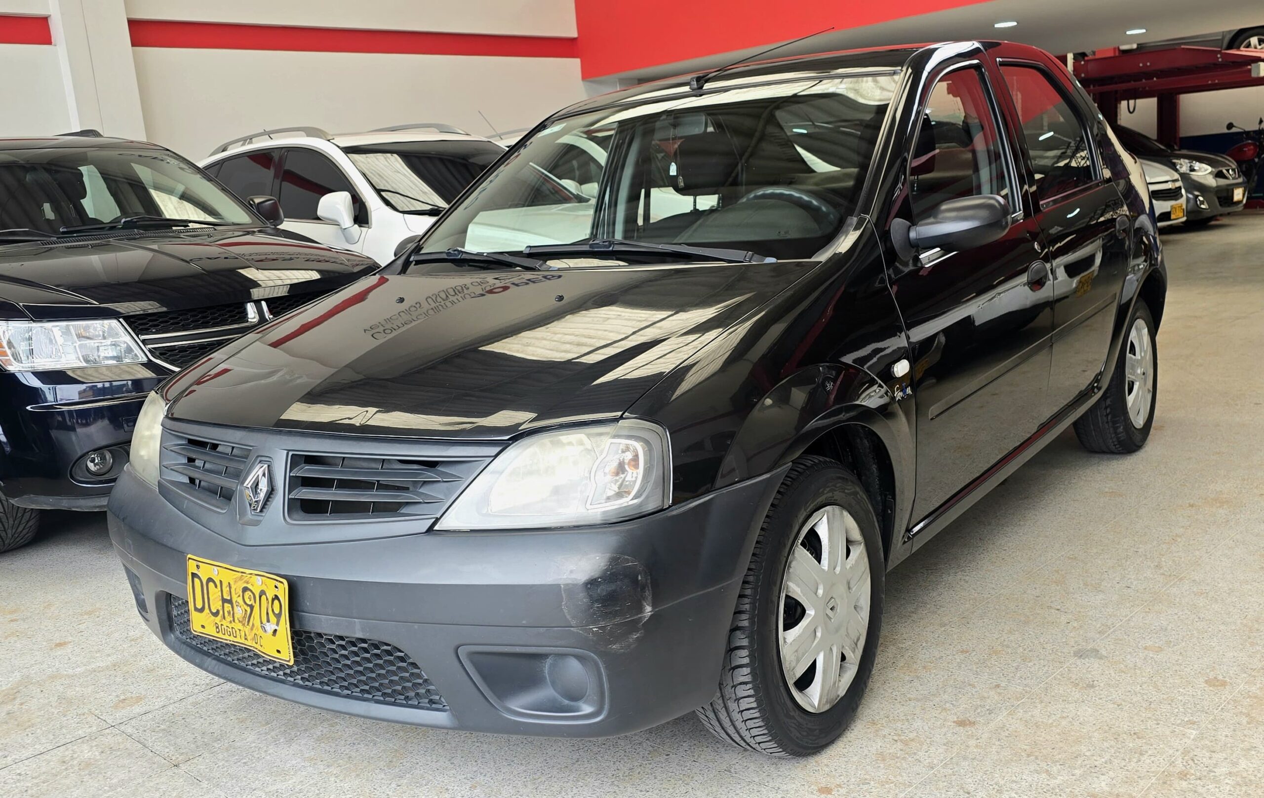 RENAULT LOGAN FAMILIER