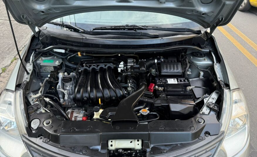 NISSAN TIIDA SEDAN