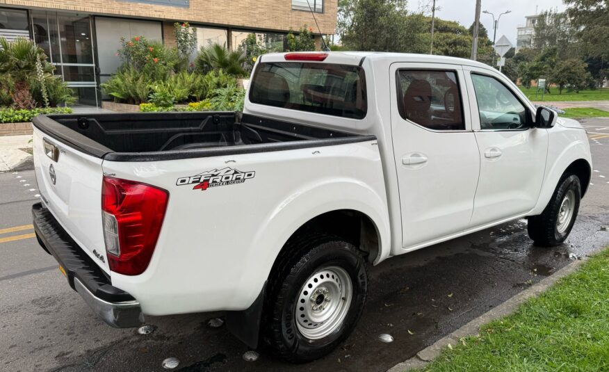NISSAN NP300 FRONTIER 4X4 DOBLE CABINA