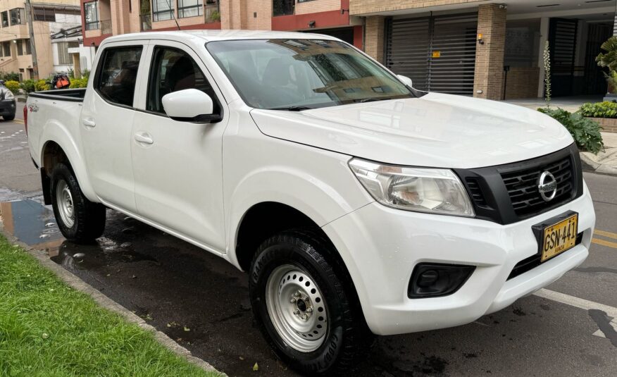 NISSAN NP300 FRONTIER 4X4 DOBLE CABINA
