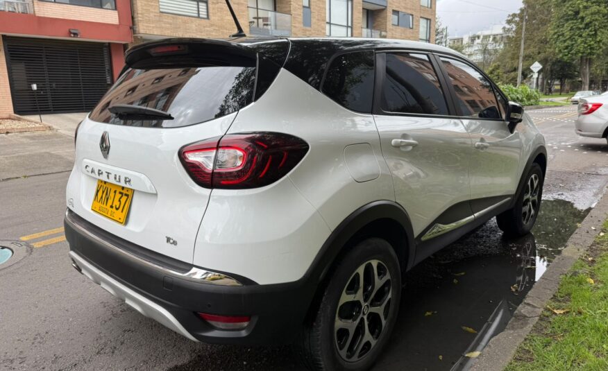 RENAULT CAPTUR INTENS