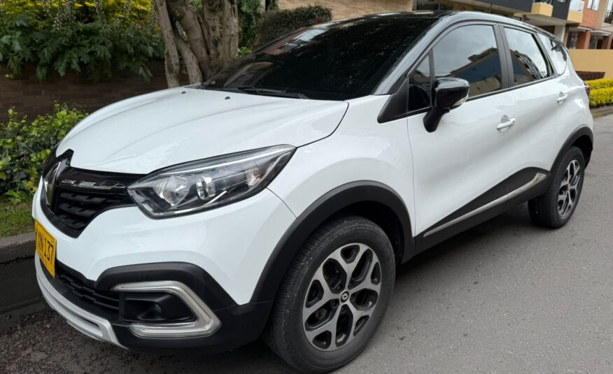 RENAULT CAPTUR INTENS
