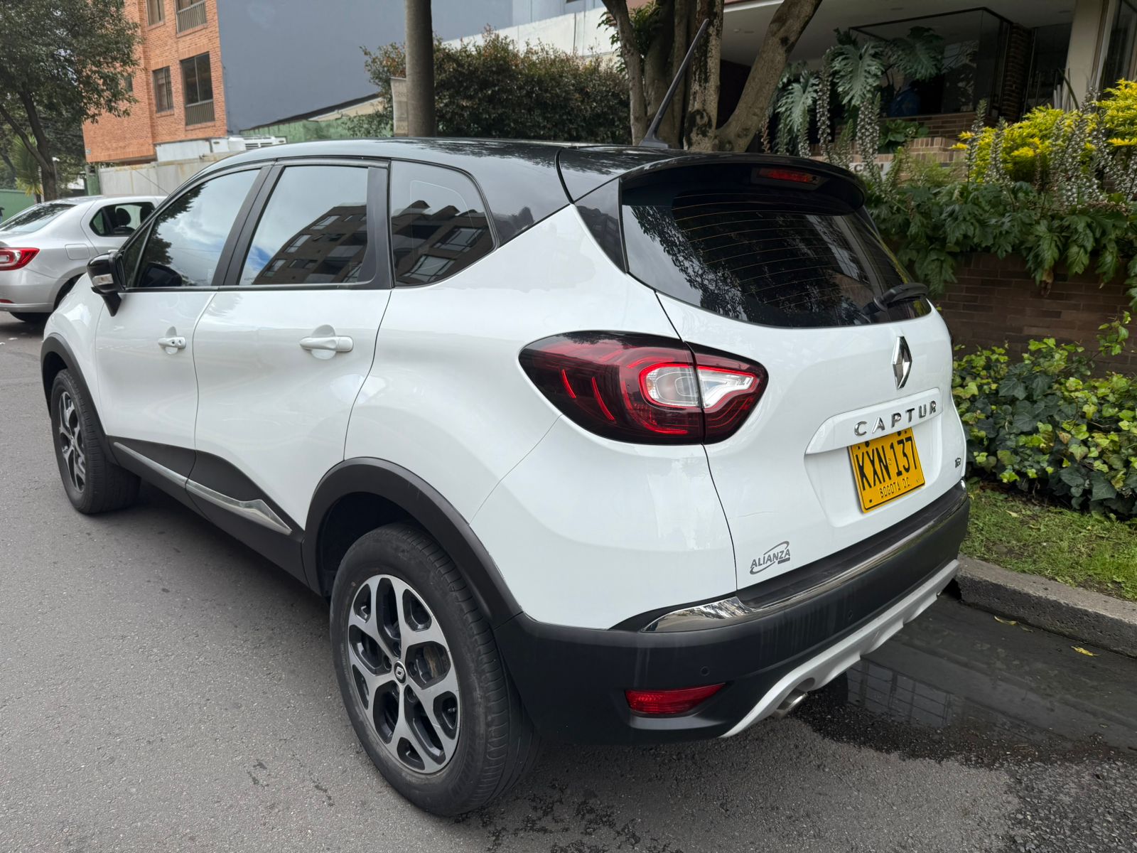 RENAULT CAPTUR INTENS
