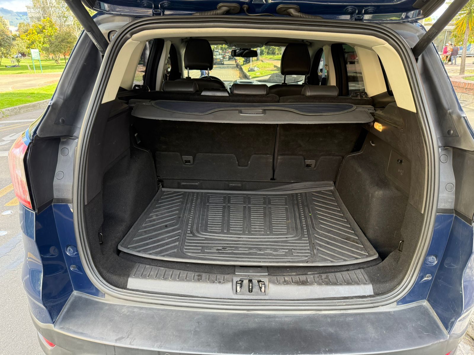 FORD ESCAPE TITANIUM 4X4