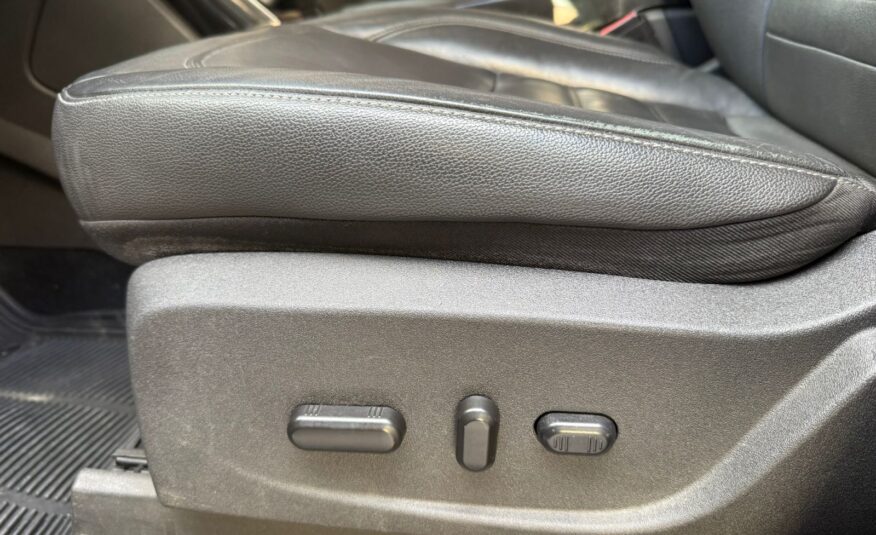 FORD ESCAPE TITANIUM 4X4