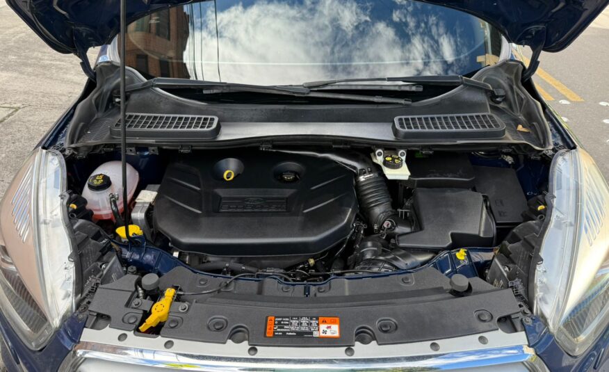 FORD ESCAPE TITANIUM 4X4