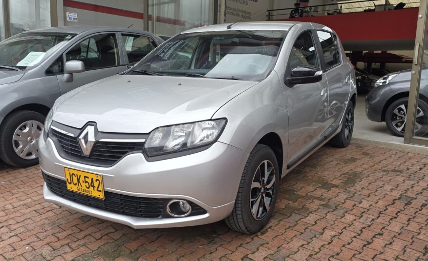 RENAULT SANDERO EXCLUSIVE
