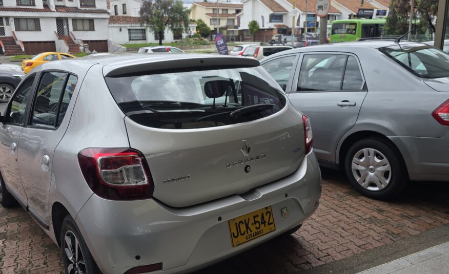 RENAULT SANDERO EXCLUSIVE