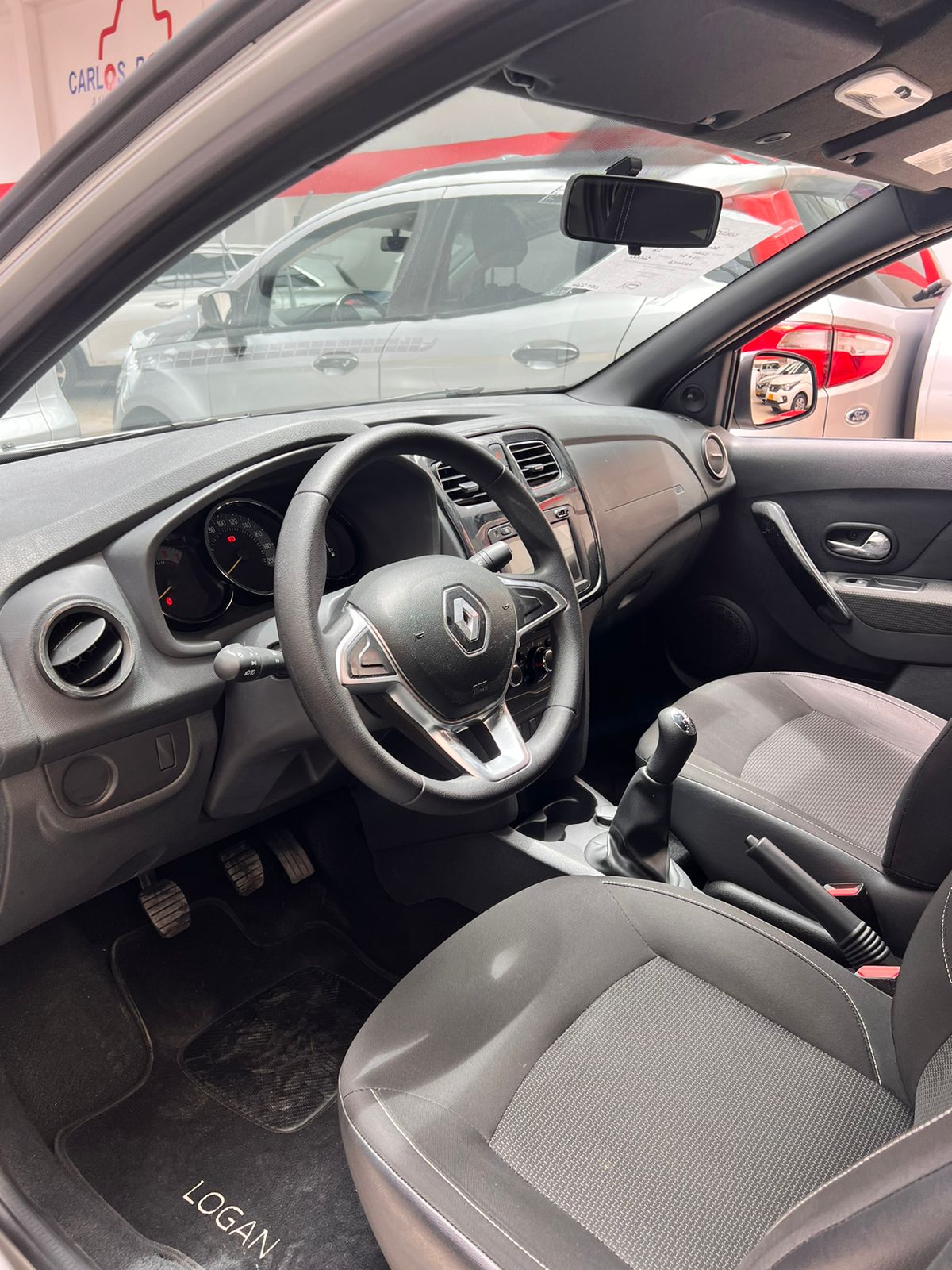 RENAULT LOGAN LIFE +