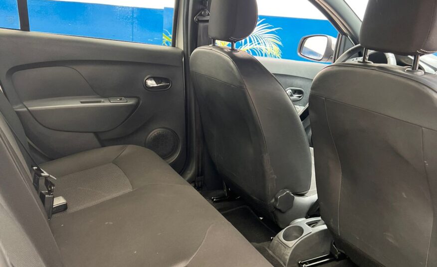RENAULT LOGAN LIFE +