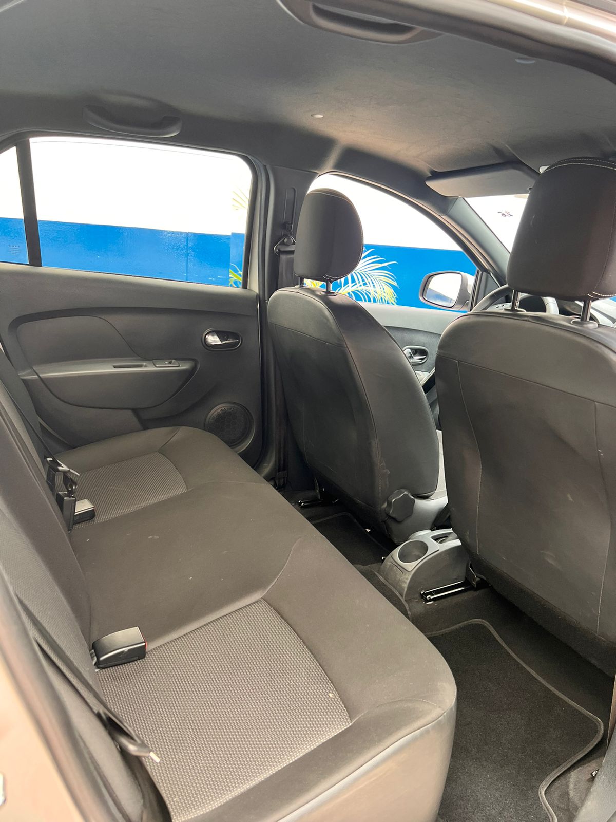 RENAULT LOGAN LIFE +