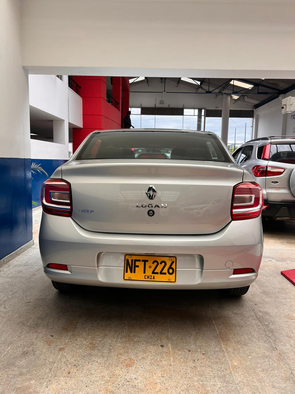 RENAULT LOGAN LIFE +