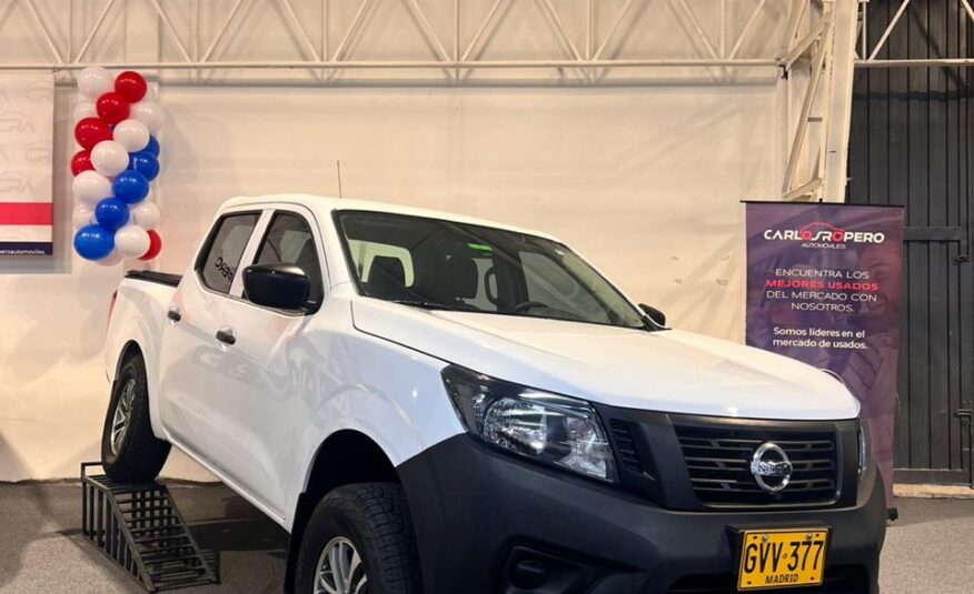 NISSAN NP300 FRONTIER 4X2 DOBLE CABINA / SABANERA