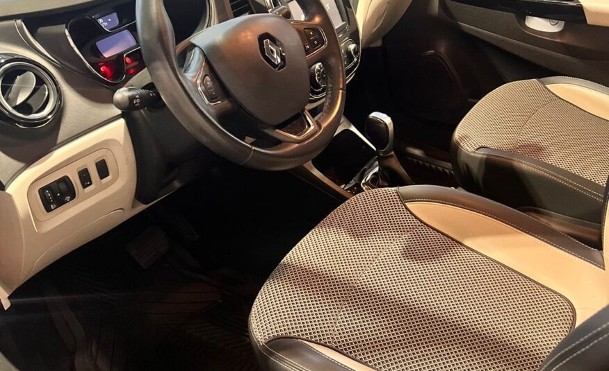 RENAULT CAPTUR INTENS