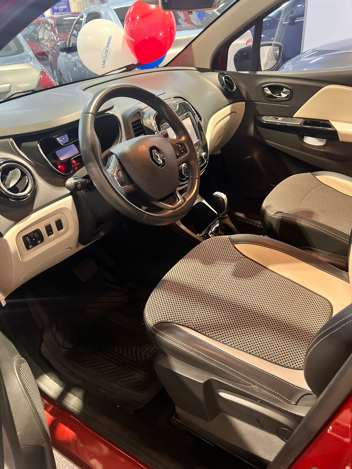 RENAULT CAPTUR INTENS