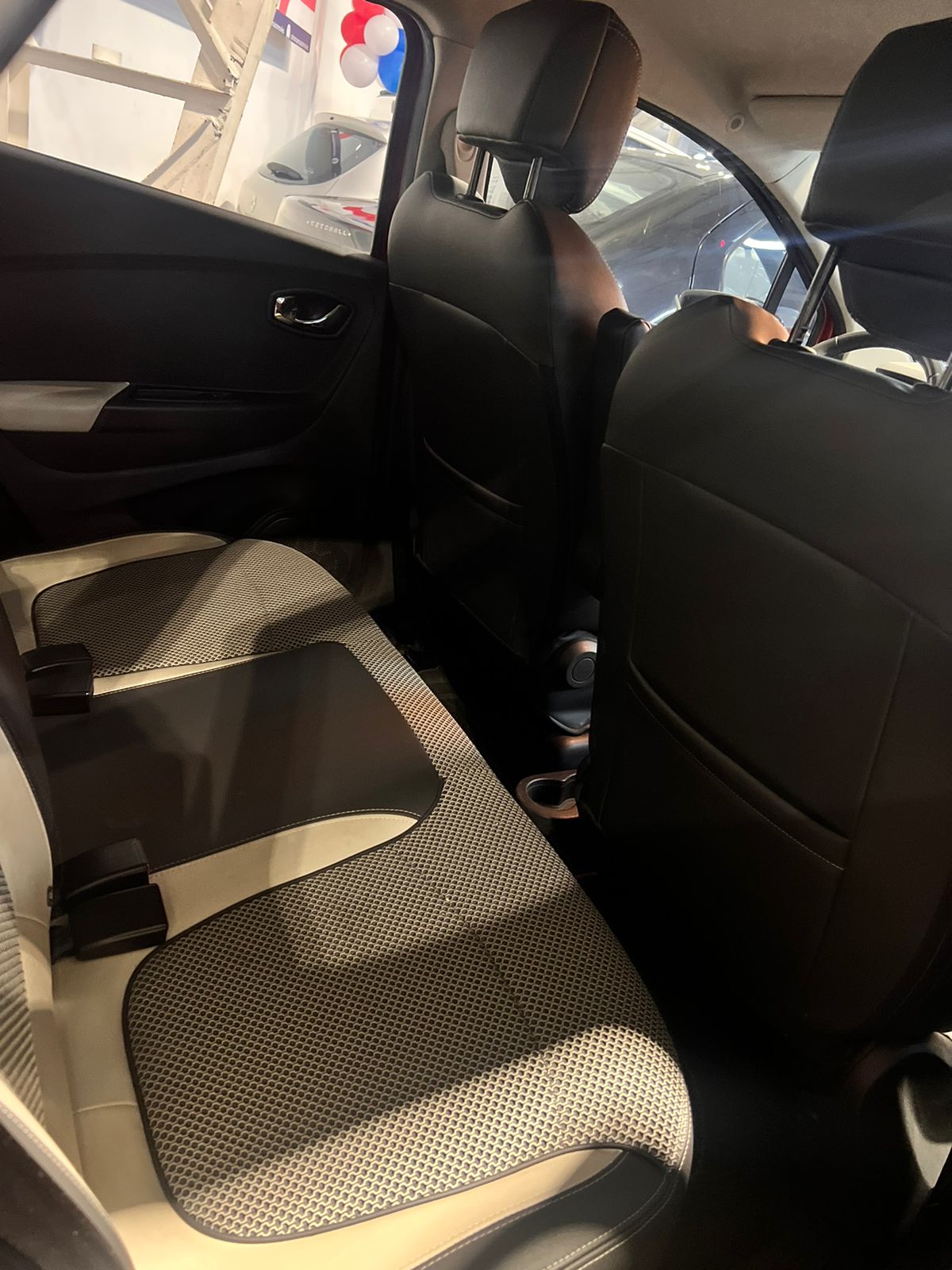 RENAULT CAPTUR INTENS