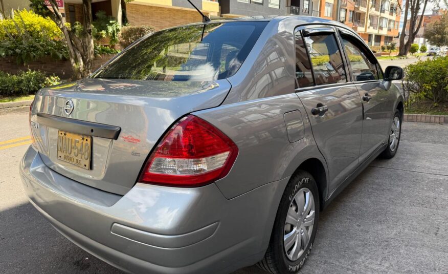 NISSAN TIIDA  SEDAN