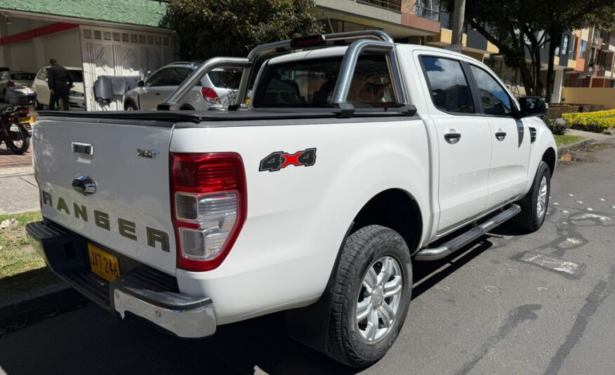 FORD RANGER XLT DIESEL 4X4 DOBLE CABINA