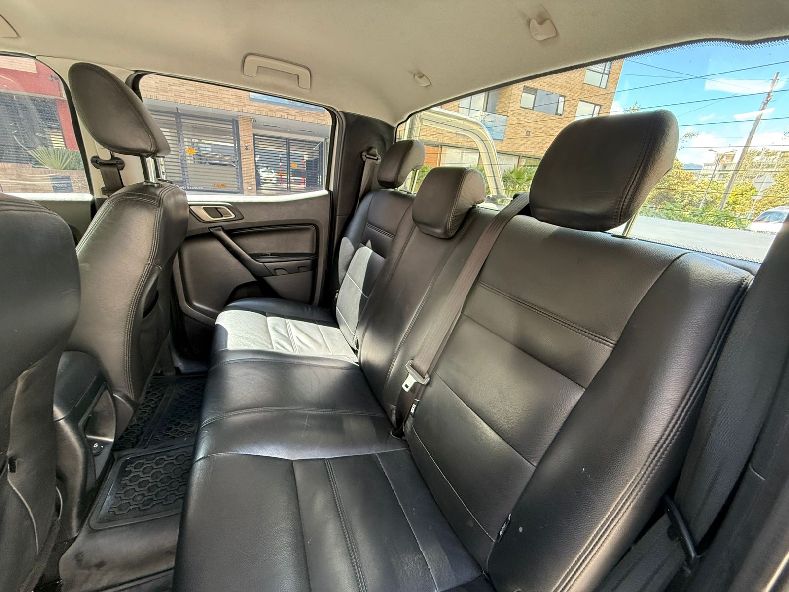 FORD RANGER XLT DIESEL 4X4 DOBLE CABINA