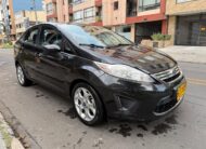 FORD FIESTA SE SEDAN