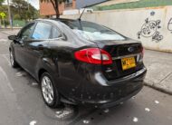 FORD FIESTA SE SEDAN