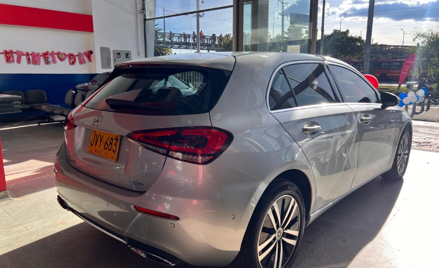 MERCEDES BENZ A200 TURBO HB
