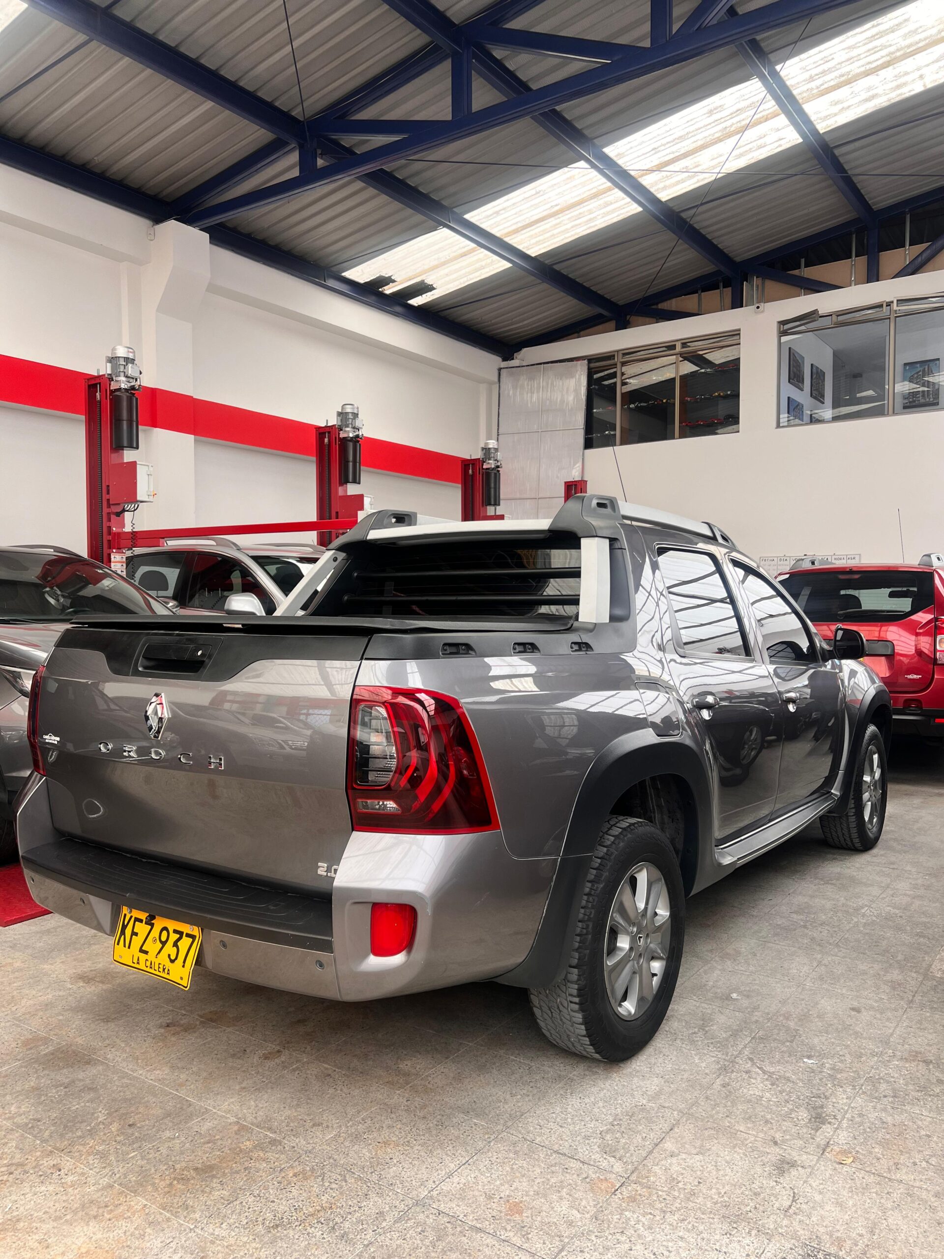 RENAULT DUSTER OROCH DOBLE CABINA