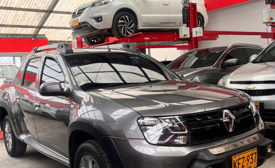 RENAULT DUSTER OROCH DOBLE CABINA