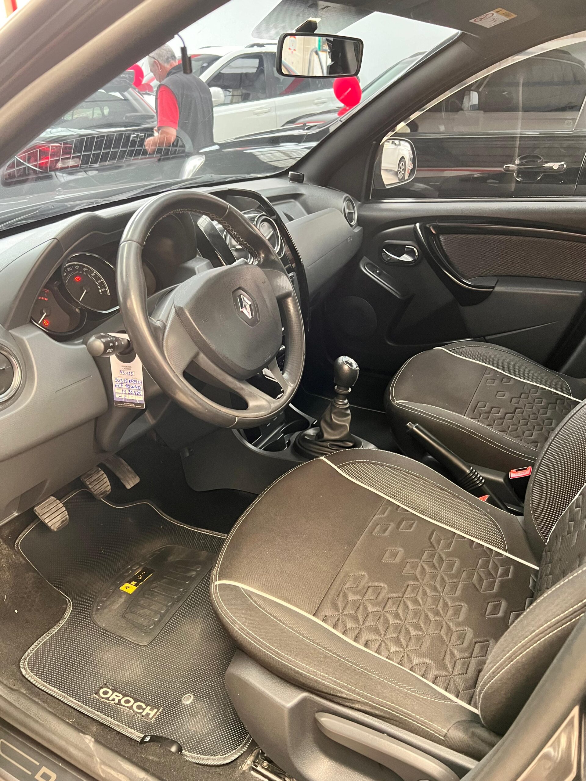 RENAULT DUSTER OROCH DOBLE CABINA