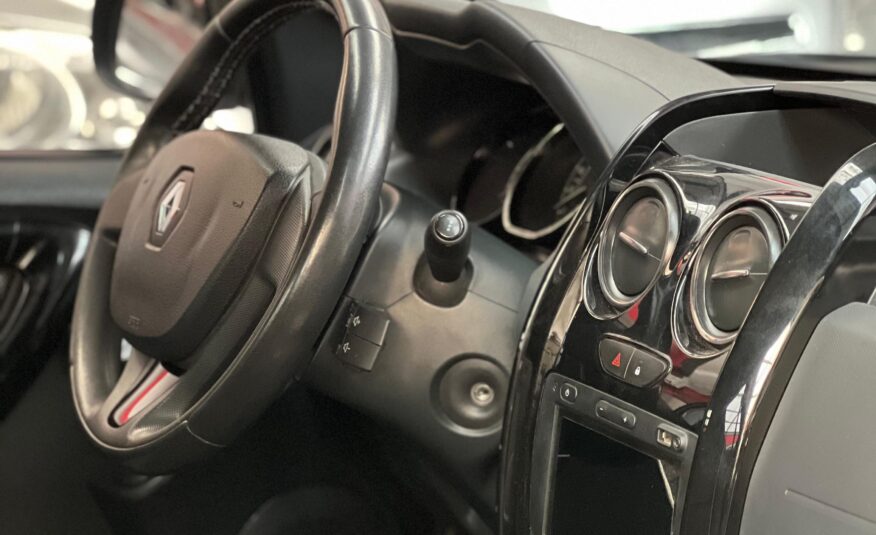 RENAULT DUSTER OROCH DOBLE CABINA