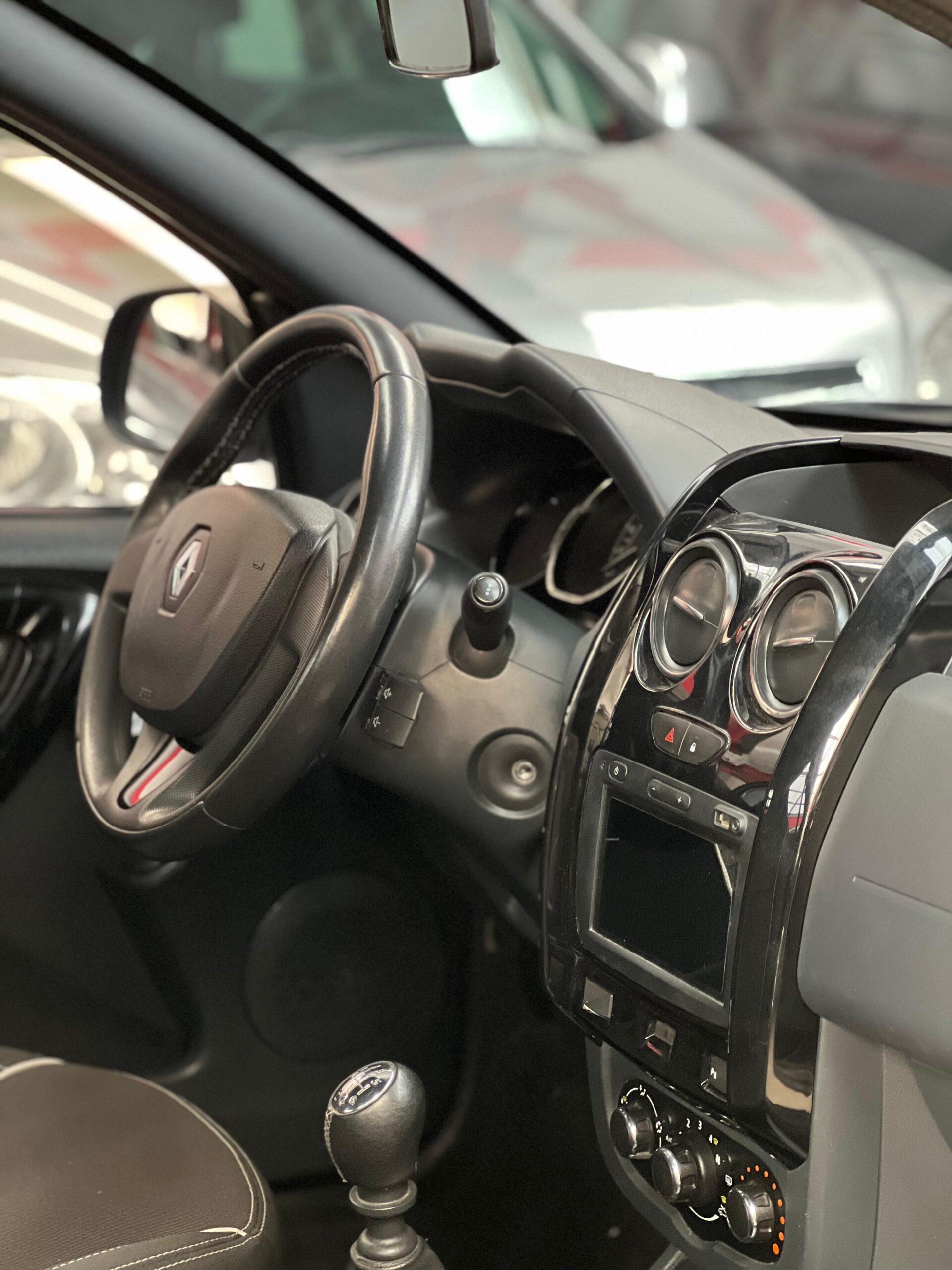 RENAULT DUSTER OROCH DOBLE CABINA