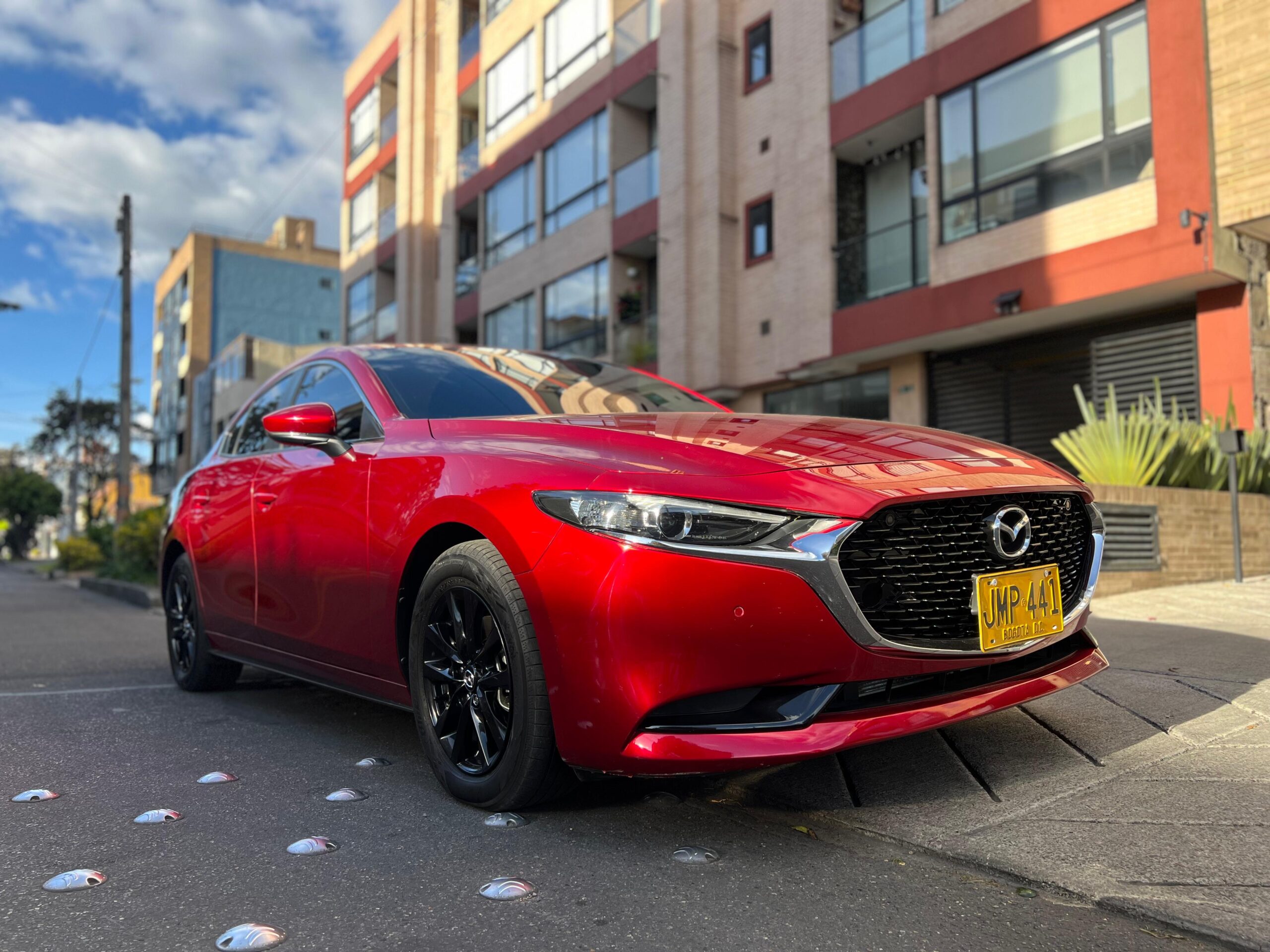 MAZDA 3 TOURING