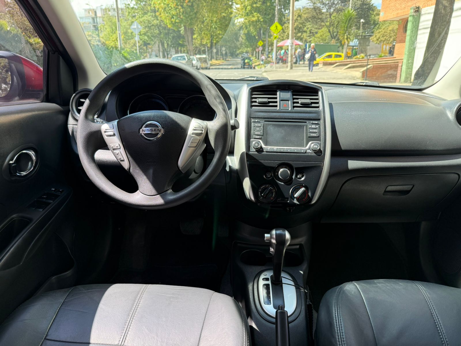 NISSAN VERSA ADVANCE