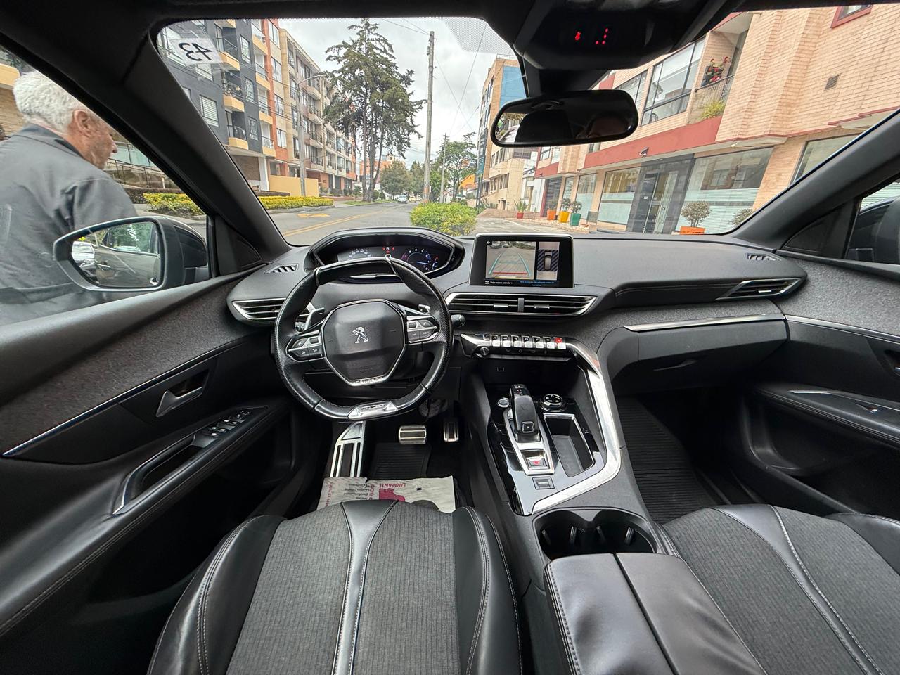 PEUGEOT 3008 GT LINE