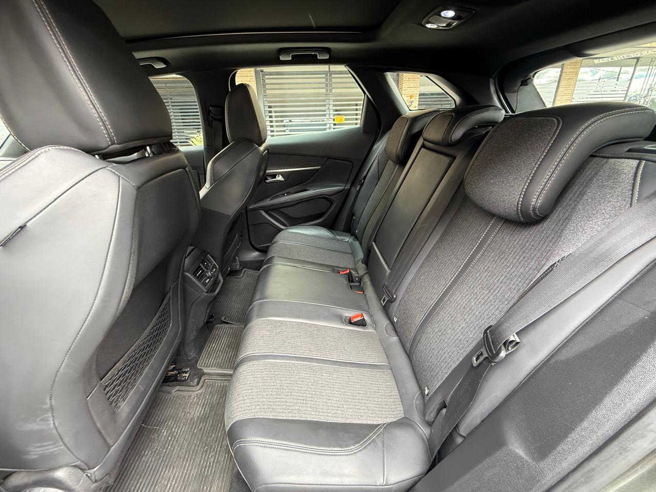 PEUGEOT 3008 GT LINE