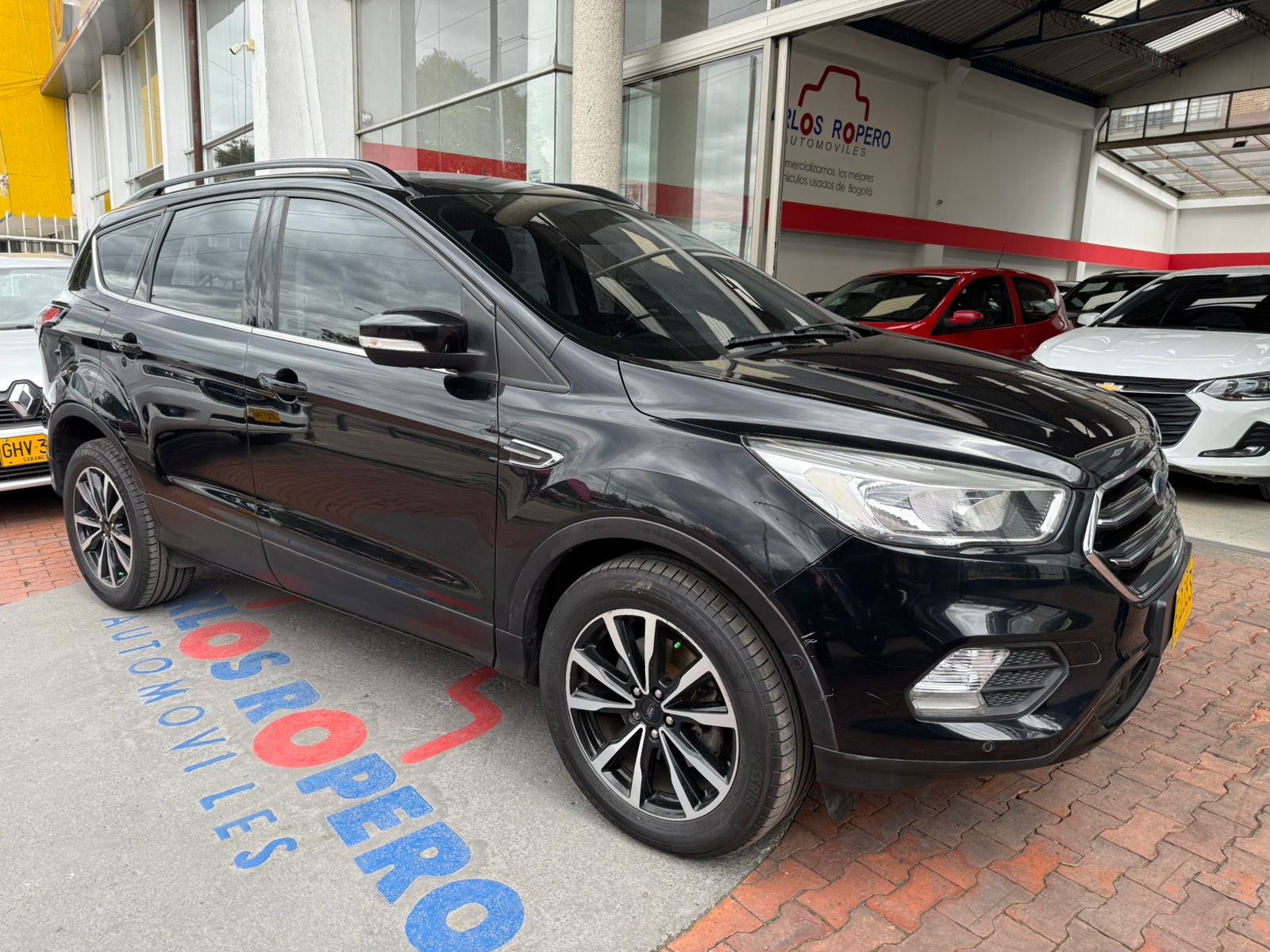 FORD ESCAPE TITANIUM 4X4